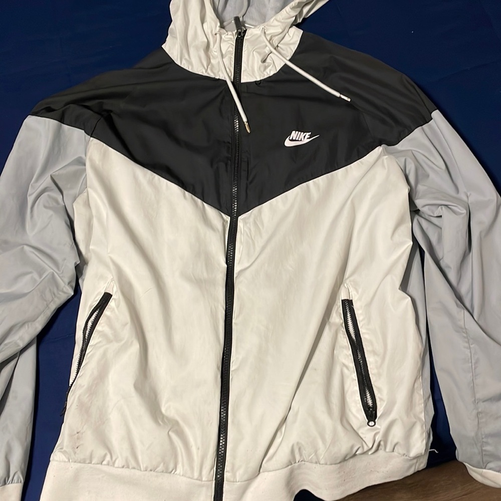 Nike windbreaker